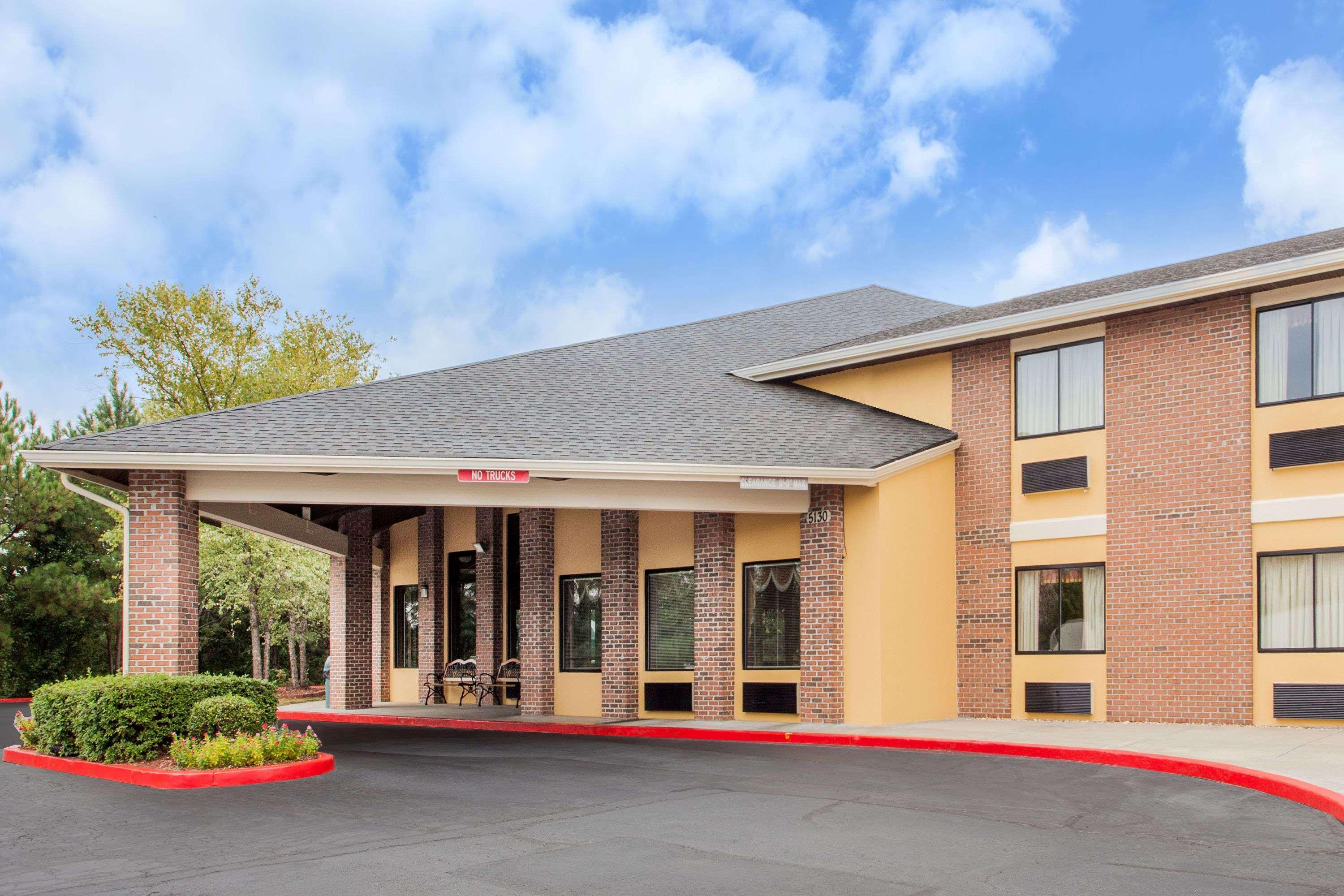 Hotel Baymont By Wyndham Smyrna Esterno foto
