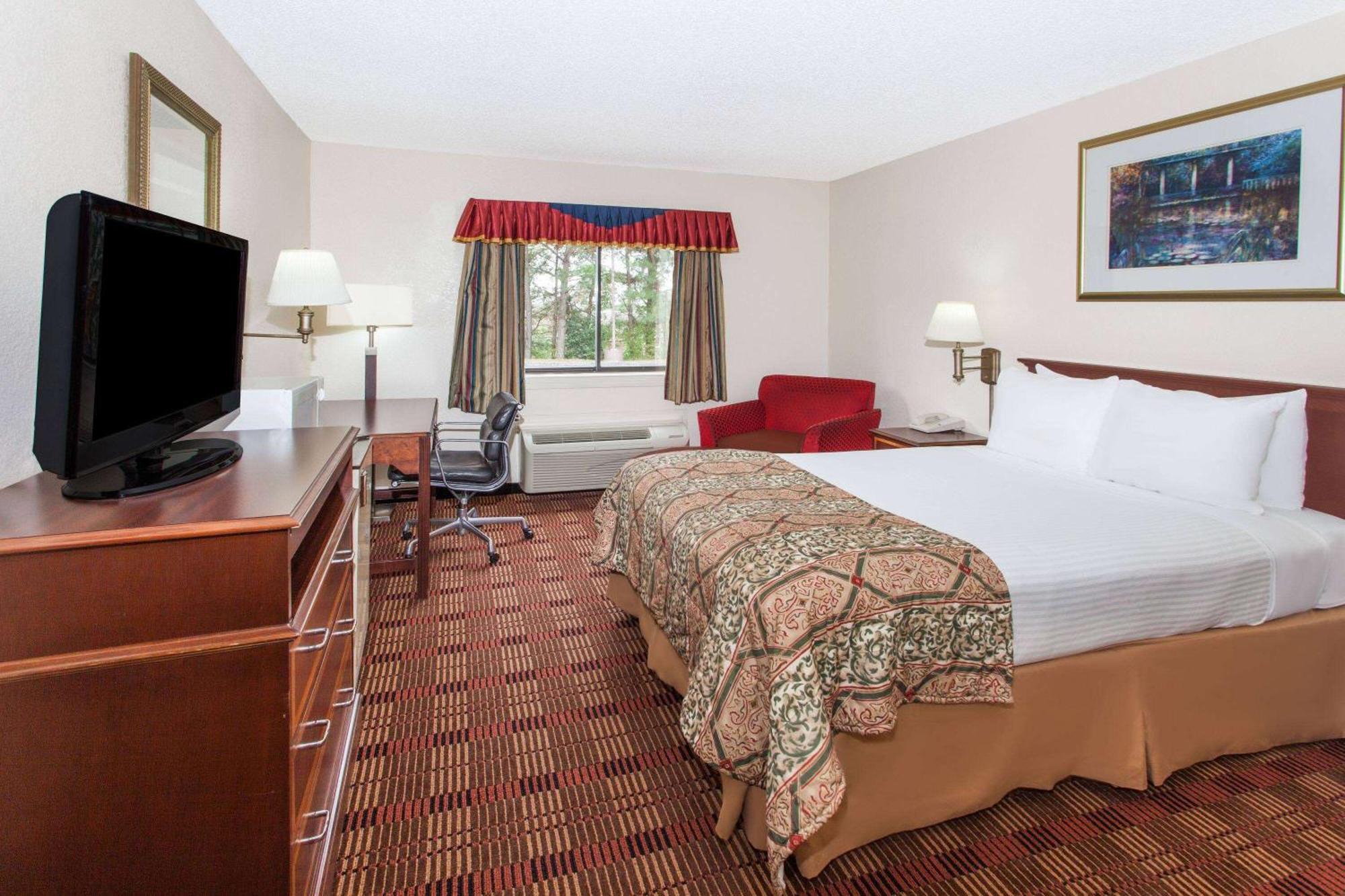Hotel Baymont By Wyndham Smyrna Esterno foto